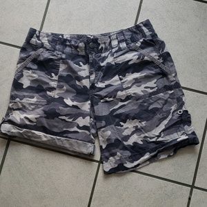 Carhart camo cargo shorts